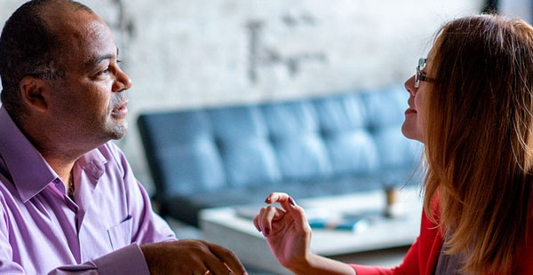 營銷定位戰略有哪些方面？如何進行？