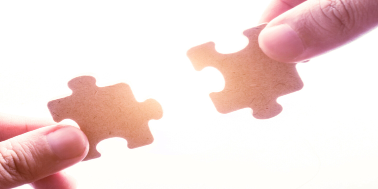 非常差異品牌定位：左手品牌，右手堅持！