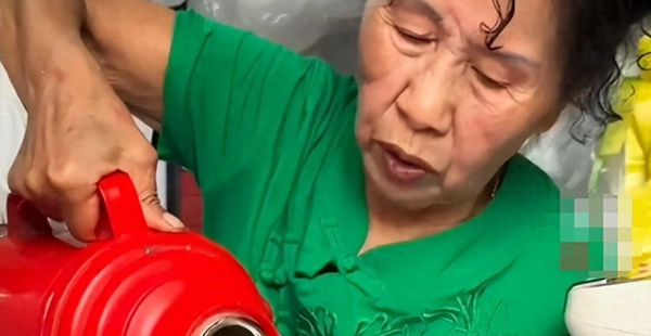 南京阿姨帶火雀巢咖啡，品牌方緊急上架同款