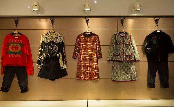 高檔女裝市場定位戰略,女裝品牌定位戰略,女裝市場戰略定位