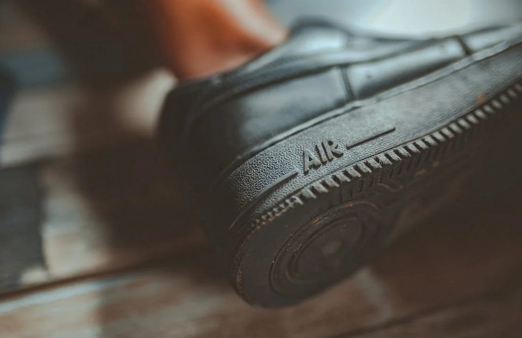 品牌定位策略有哪些？有沒(méi)有經(jīng)典的案例？